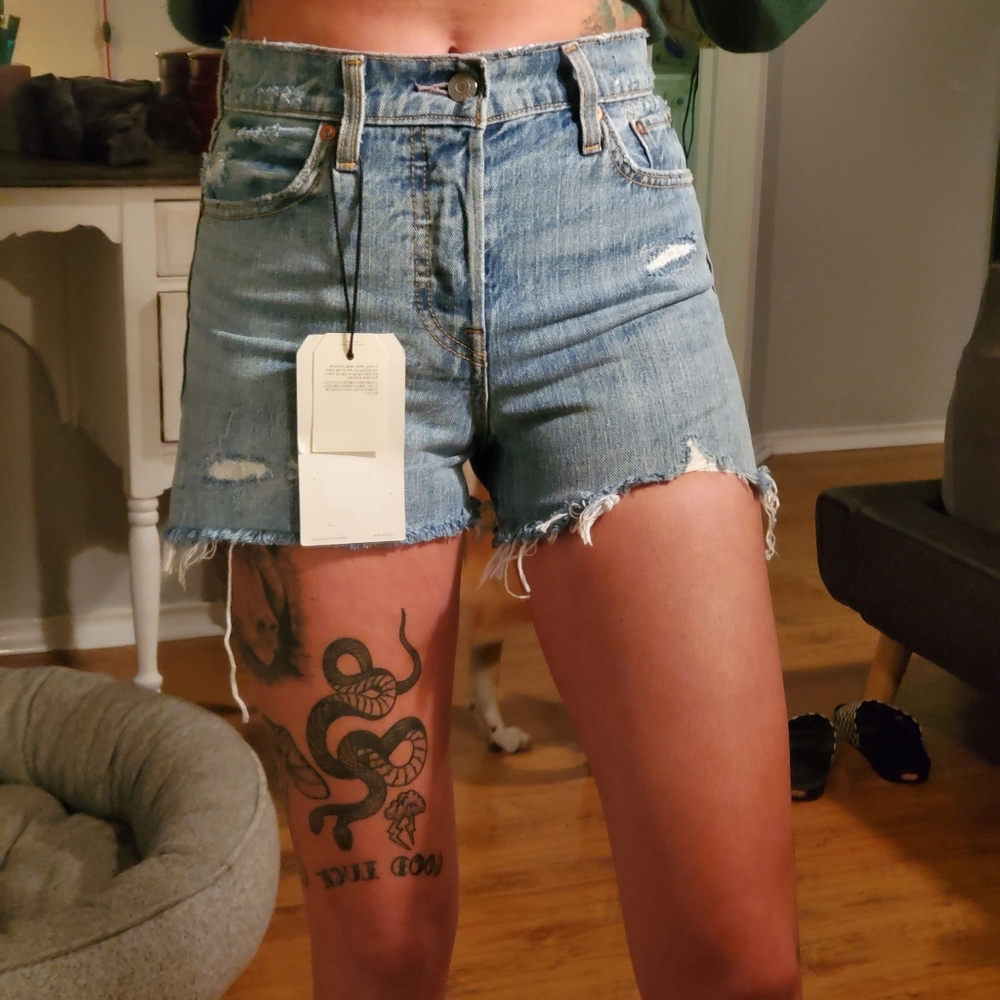 Levis Wedgie Shorts